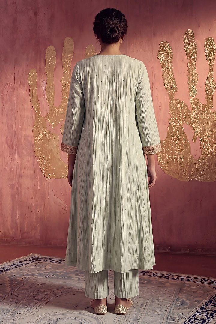 Grey Mul Chanderi Sequin Embroidered Kurta Set by Two Sisters By Gyans at Pernia's Pop Up Shop