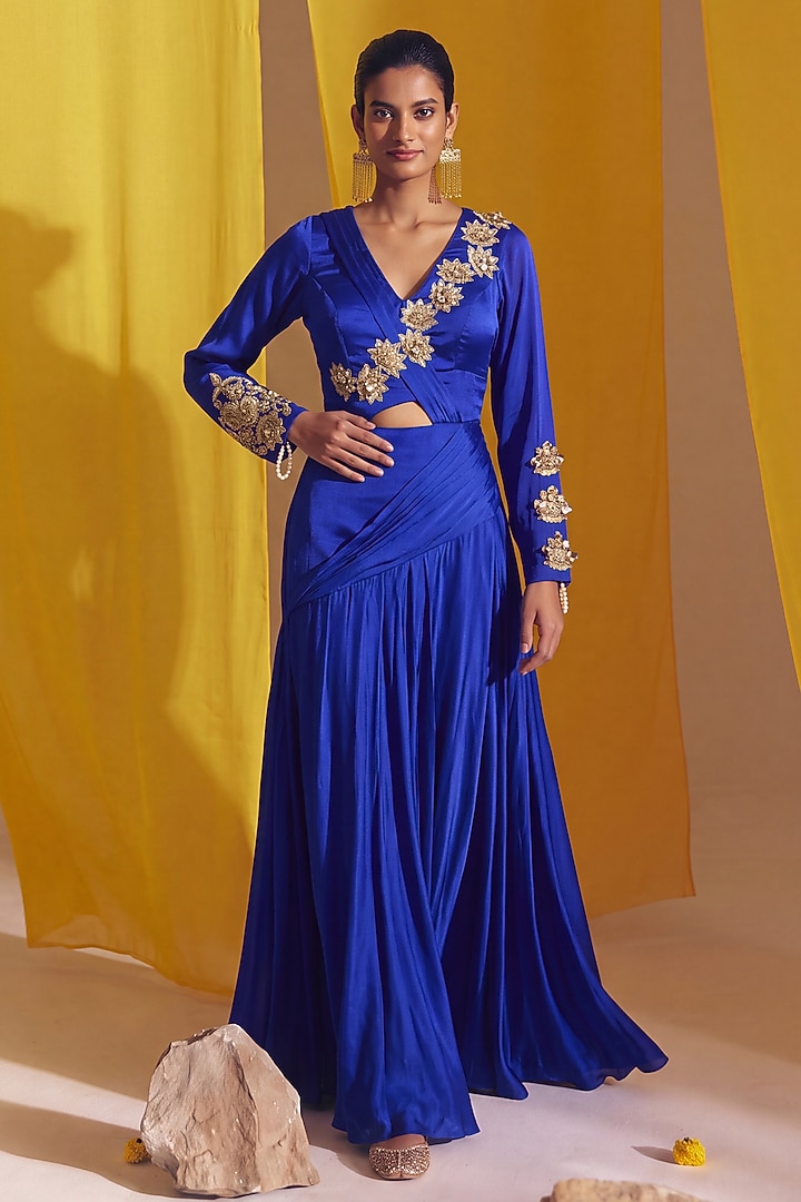 Royal Blue Georgette Satin Metallic Floral Embroidered Wedding Lehenga Set by Two Sisters By Gyans at Pernia's Pop Up Shop