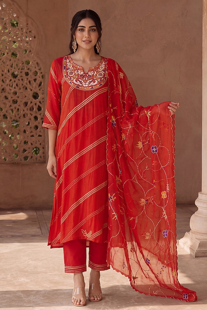 Burnt Orange Mul Cotton Multicolour Hand Embroidered Kurta Set by Two Sisters By Gyans at Pernia's Pop Up Shop