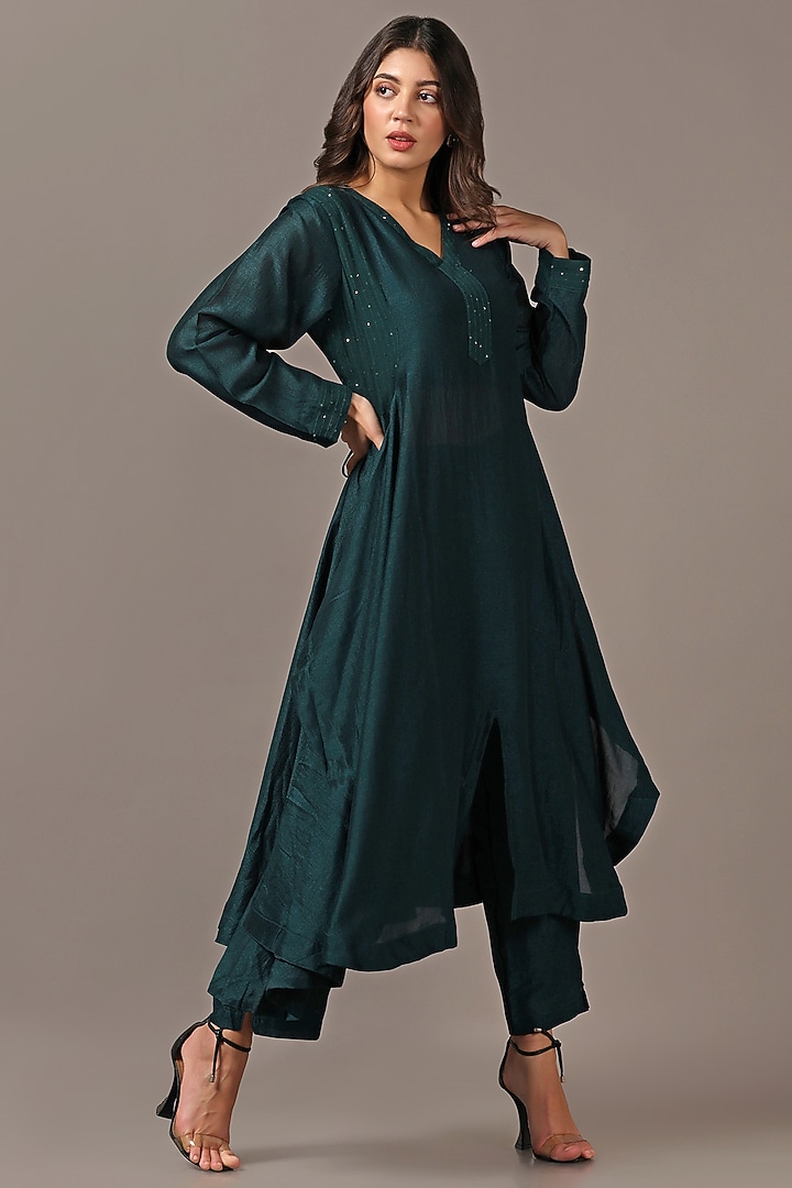 Teal Green Silk Sequins Embroidered Asymmetric Kurta Set by Two Sisters By Gyans at Pernia's Pop Up Shop