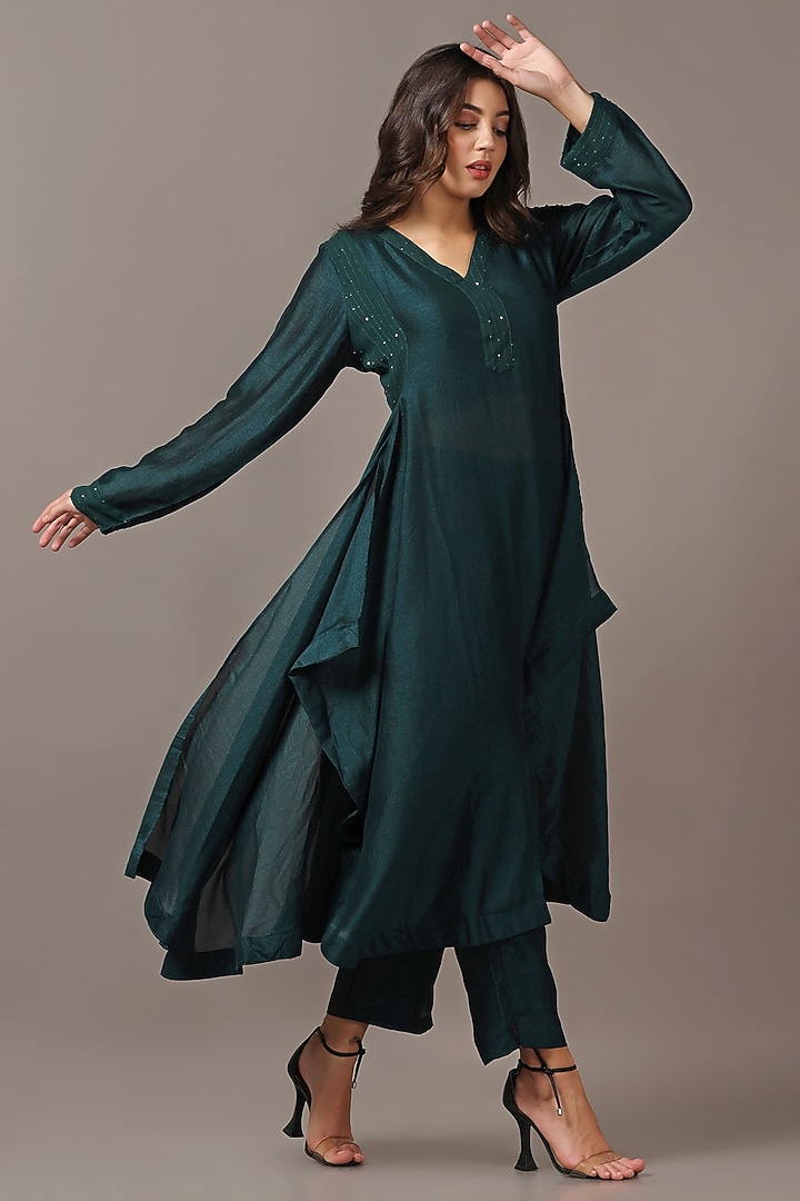 Teal Green Silk Sequins Embroidered Asymmetric Kurta Set by Two Sisters By Gyans at Pernia's Pop Up Shop