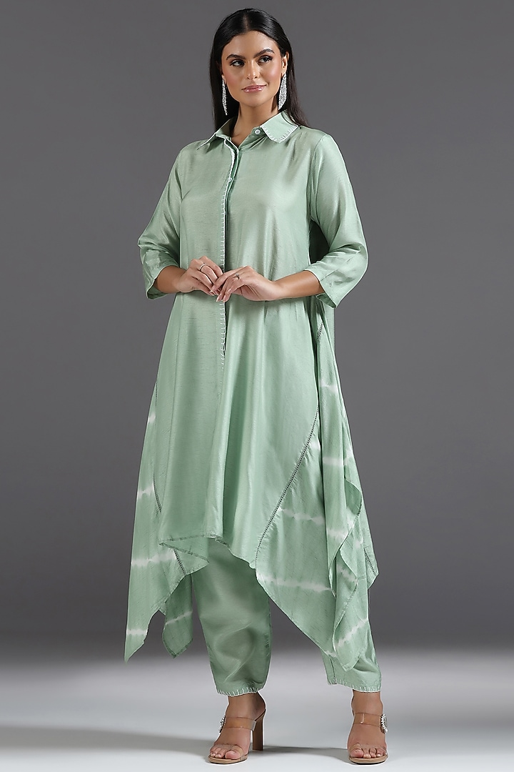 Green Soft Silk Leheriya Printed Asymmetric Kurta Set by Two Sisters By Gyans at Pernia's Pop Up Shop