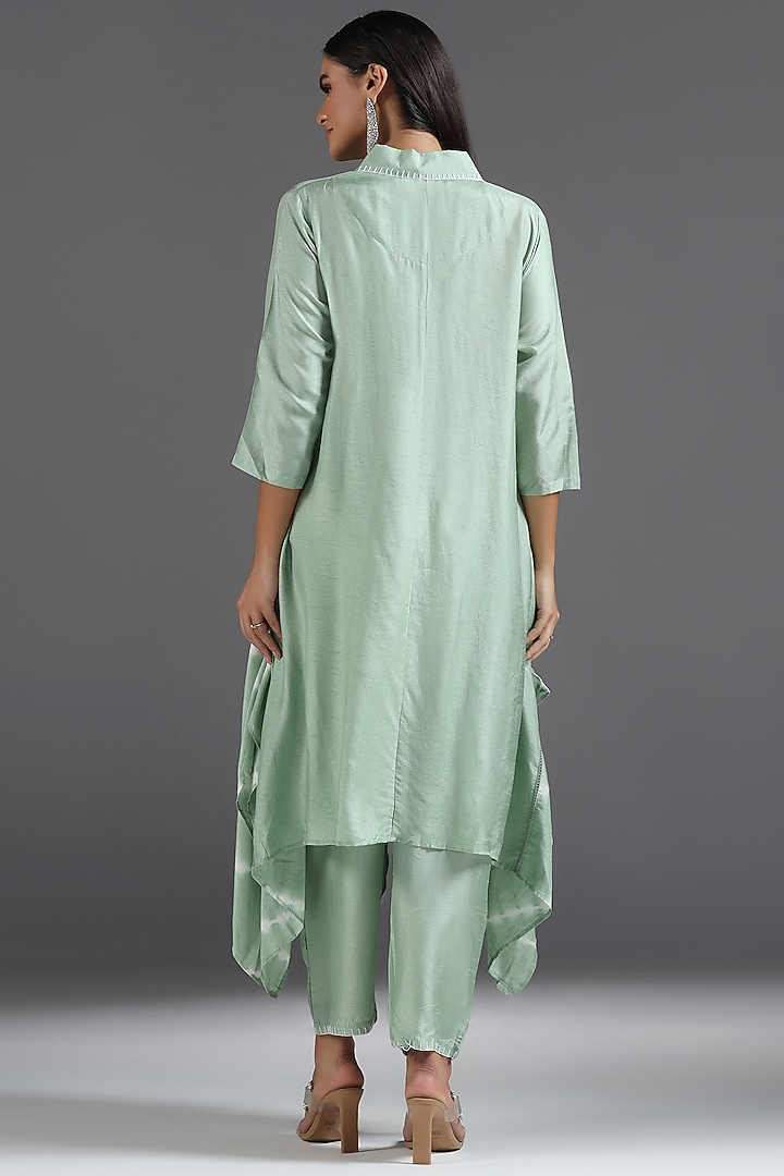 Green Soft Silk Leheriya Printed Asymmetric Kurta Set by Two Sisters By Gyans at Pernia's Pop Up Shop