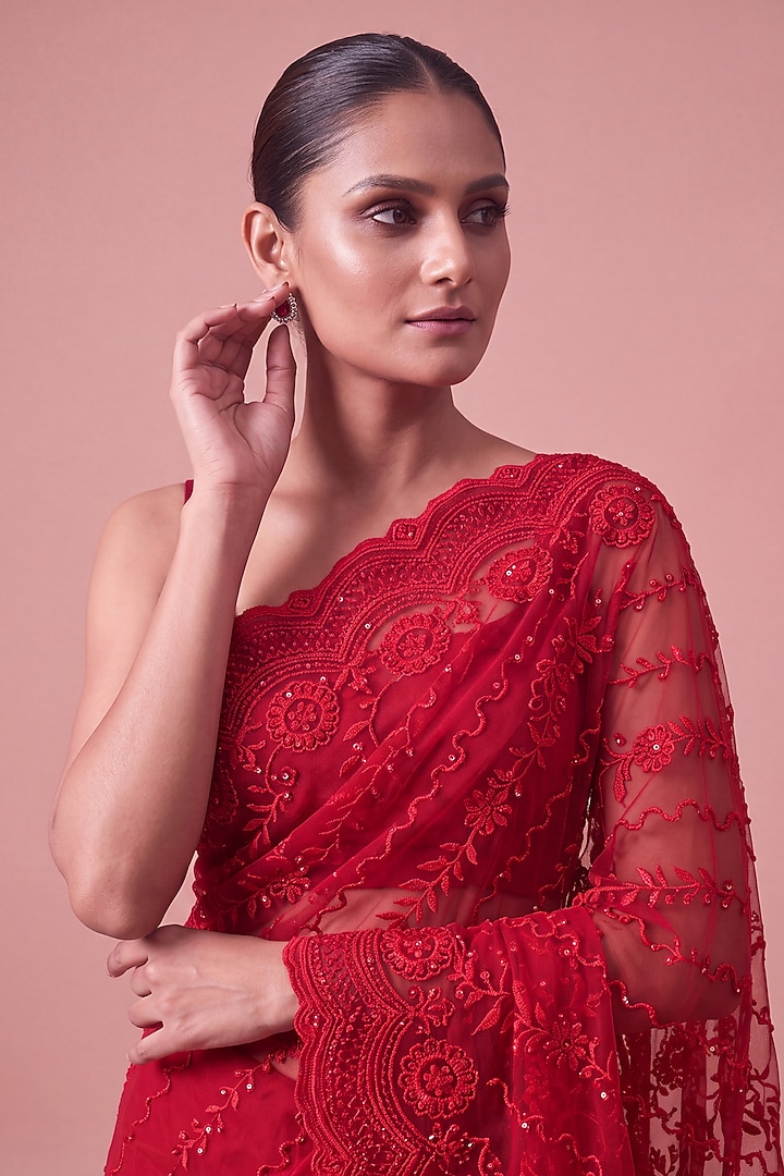 Red Georgette Floral Thread Embroidered Festive Saree Set by Two Sisters By Gyans at Pernia's Pop Up Shop