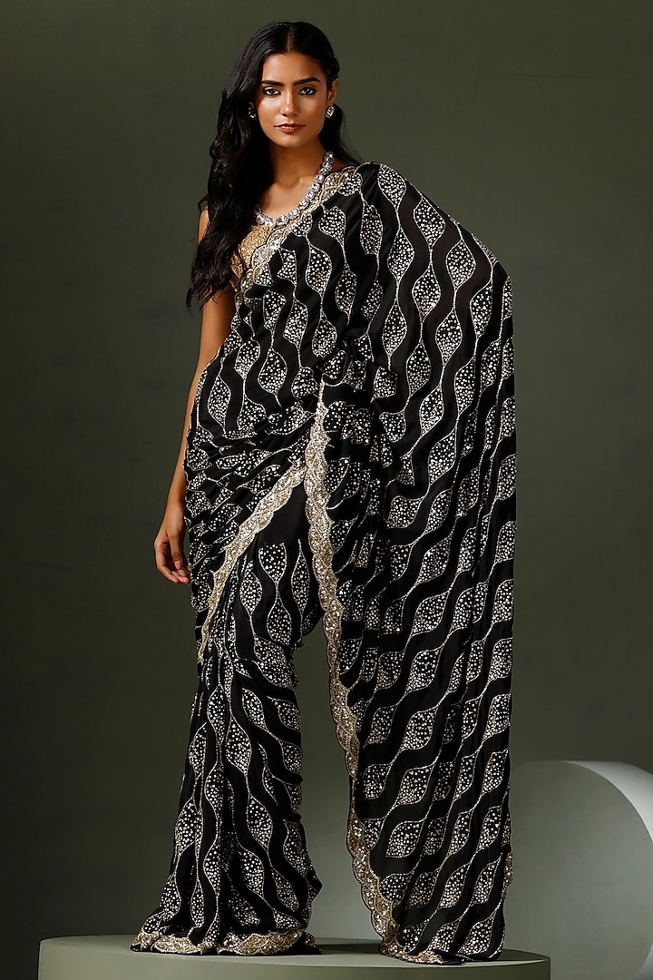 Black Chiffon Hand Embroidered Saree Set by Two Sisters By Gyans at Pernia's Pop Up Shop