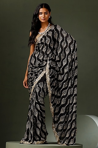 Black Poly Viscose Printed Churidar Pants Design by S&N by Shantnu