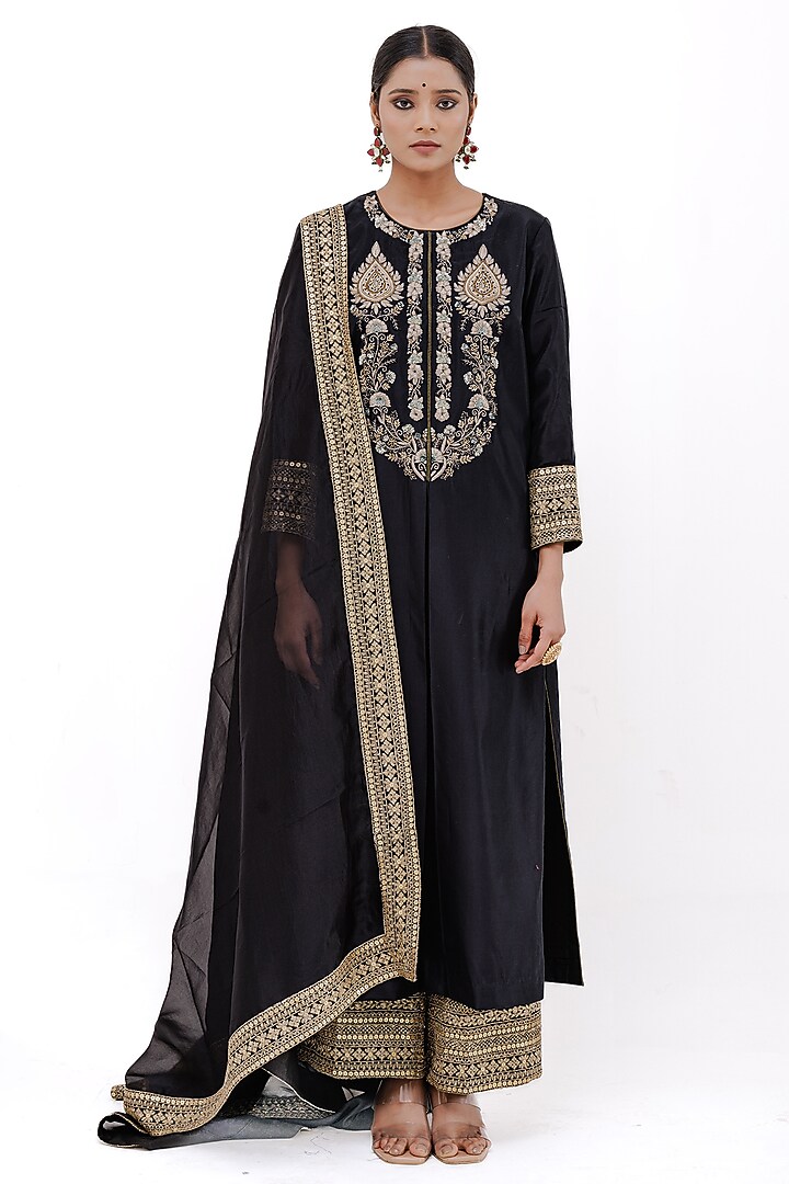 Black Pure Silk Zardosi Work Kurta Set by The Silk Love at Pernia's Pop Up Shop