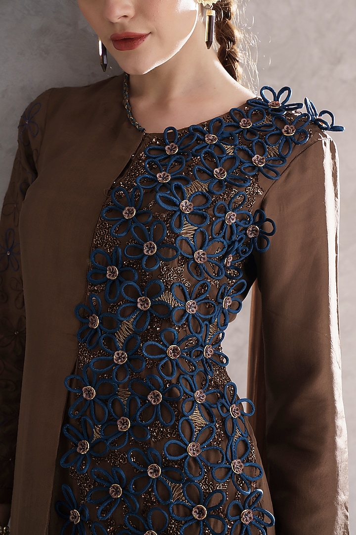 Mousse Brown Pure Silk Zari & Thread Embellished Kurta Set by The Silk Love at Pernia's Pop Up Shop