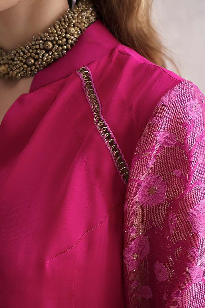 Pink & Gold Satin Embellished Kurta by The Silk Love at Pernia's Pop Up Shop