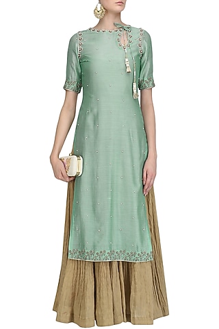 Green Embroidered Kurta and Gold Lehenga Set by Tisha Saksena