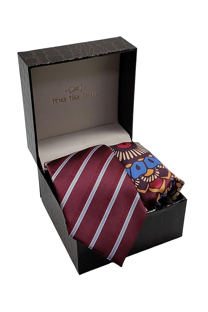 Maroon Necktie & Pocket Square Gift Set by THE TIE HUB