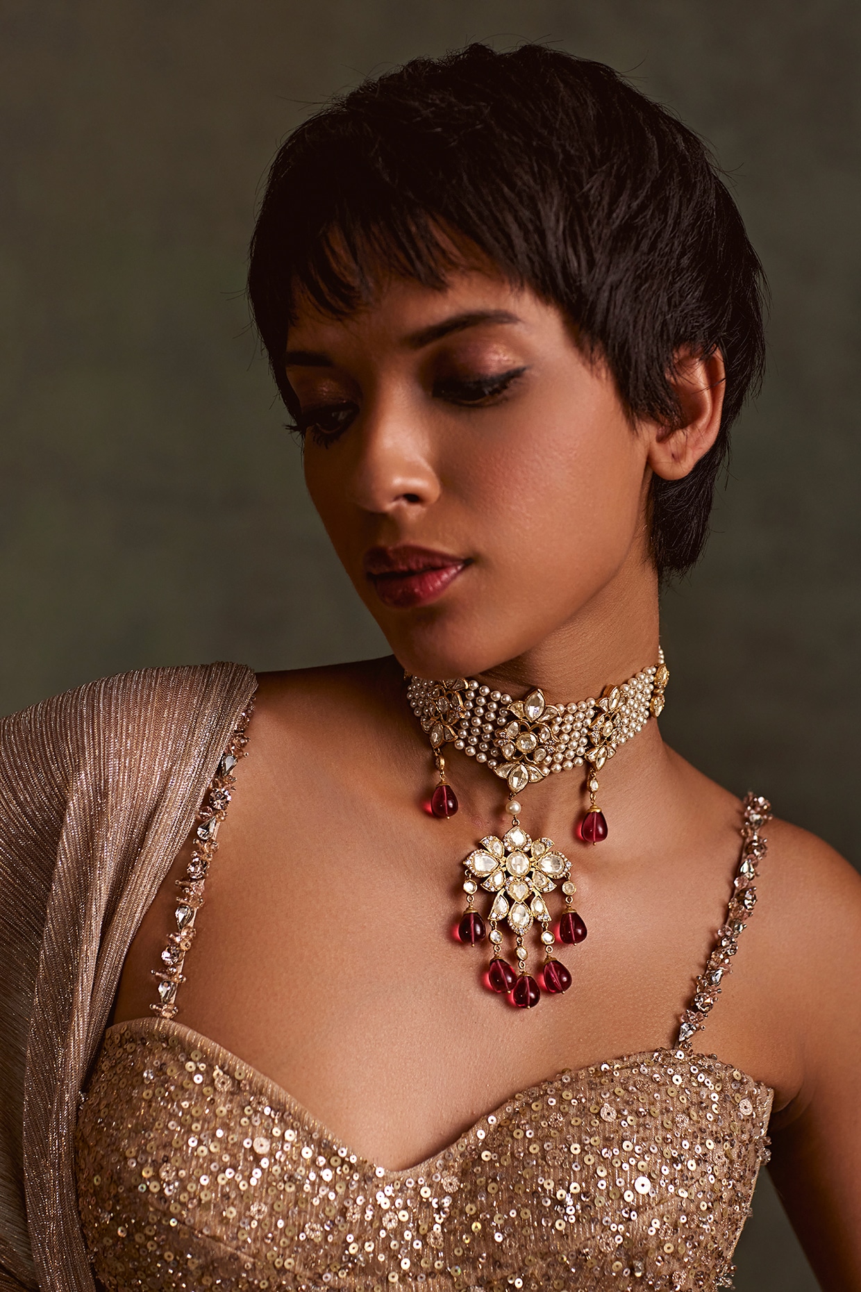 Swarovski pearl drop best sale necklace