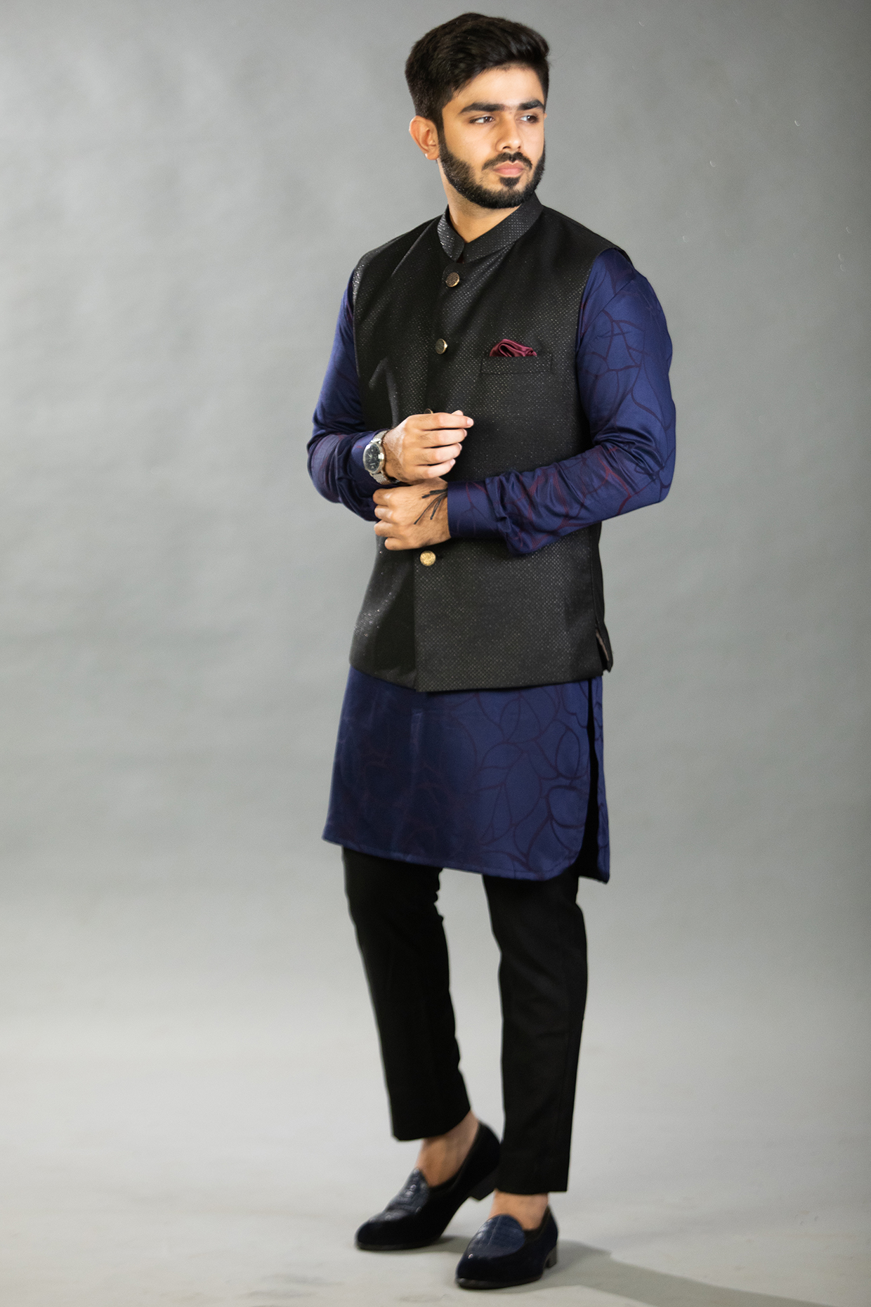 Black Polyester & Viscose Bundi Set by Tharun Kiron