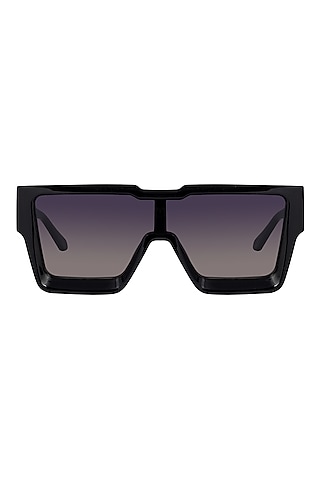 Black Polycarbonate Sunglasses by The Tinted Story