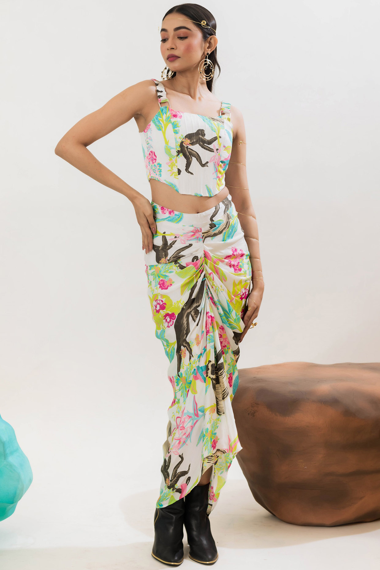 Crop top and high store waisted skirt set india