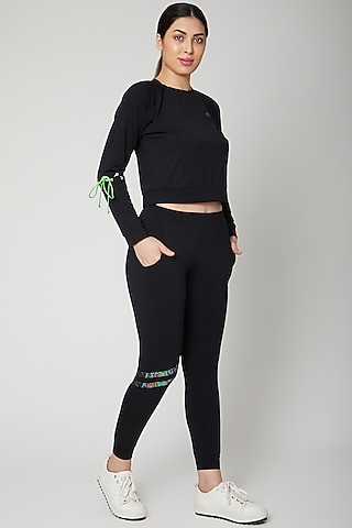 Black Sweatshirt With Joggers by TUNA ACTIVE