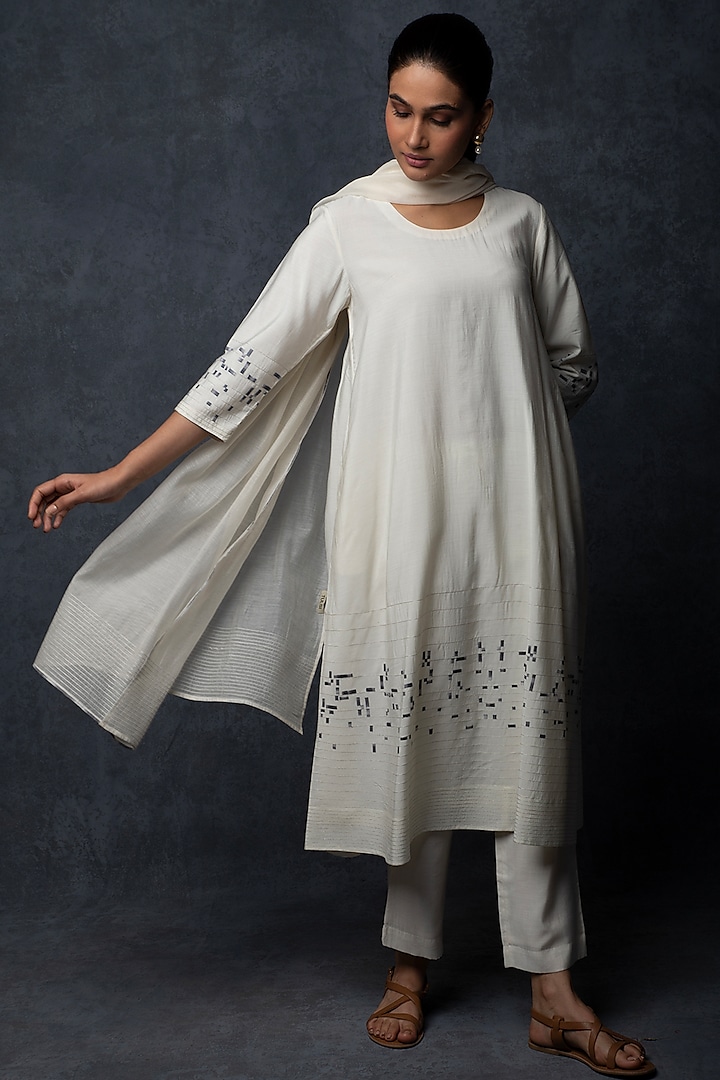 White Chanderi Thread Embroidered A-Line Kurta Set by Tulsi