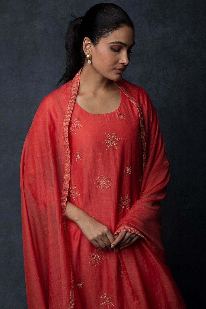 Deep Coral Chanderi Floral Motif Thread Embroidered Kalidar Kurta Set by Tulsi at Pernia's Pop Up Shop