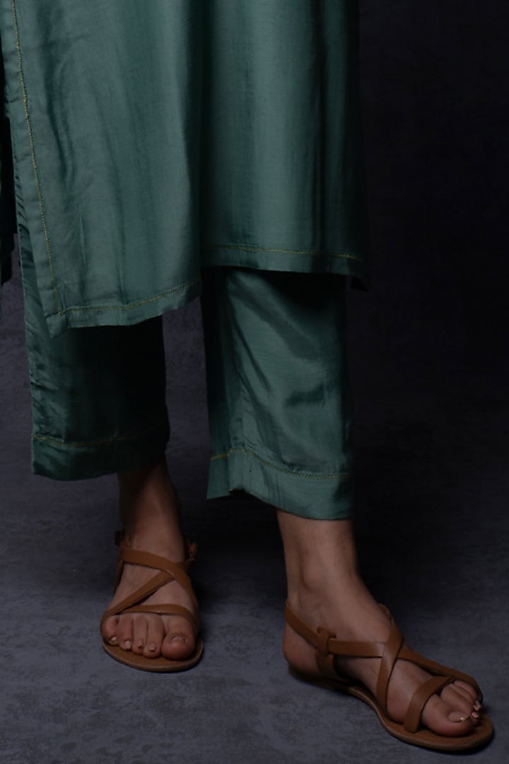 Teal Green Muslin Patchwork Embellished Straight-Fit Kurta Set by Tulsi at Pernia's Pop Up Shop