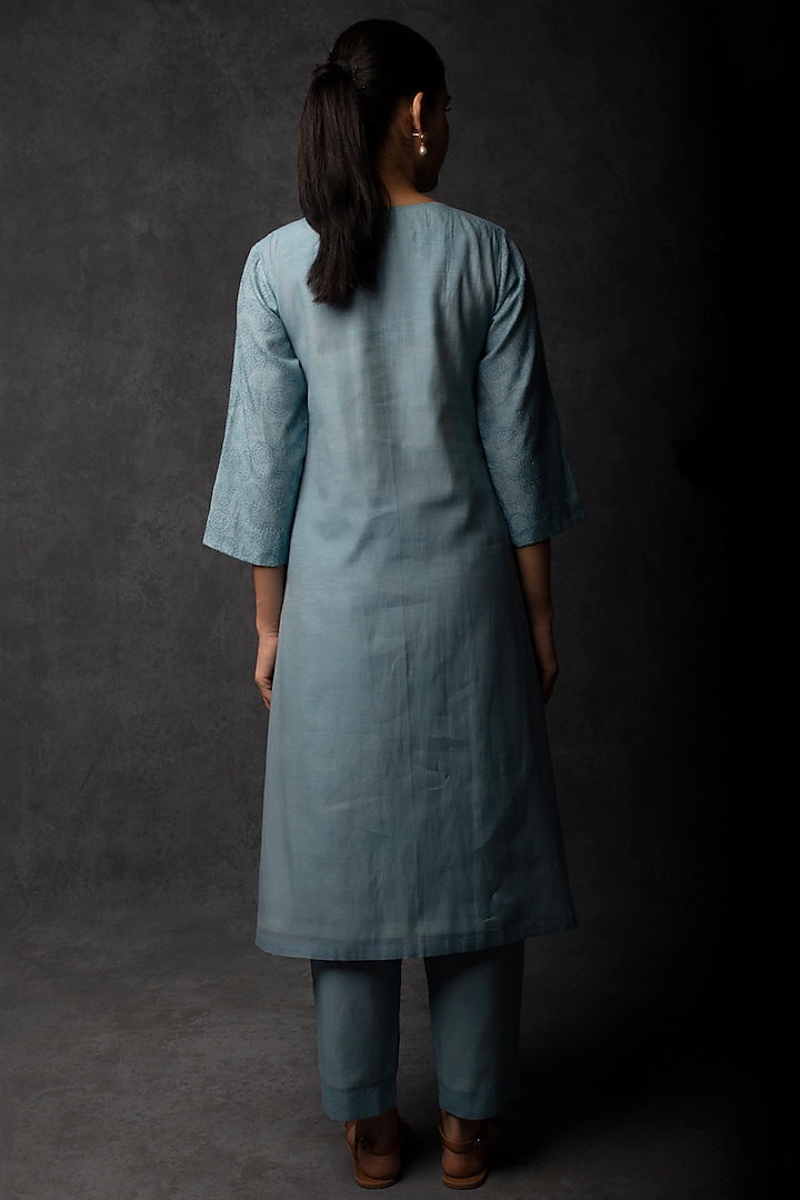 Sky Blue Chanderi Thread Embroidered Kurta Set by Tulsi at Pernia's Pop Up Shop