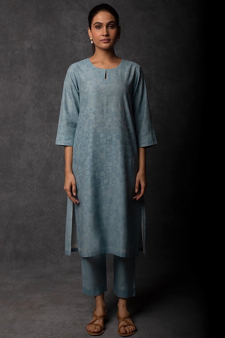 Sky Blue Chanderi Thread Embroidered Kurta Set by Tulsi at Pernia's Pop Up Shop