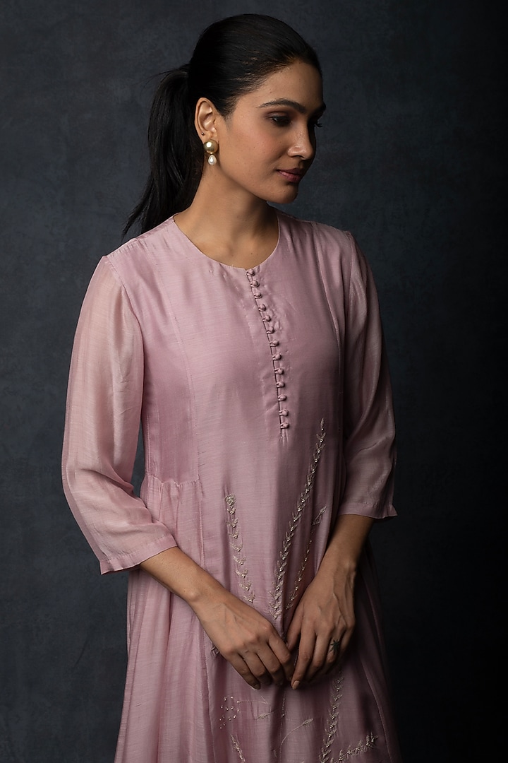 Light Pink Muslin Thread & Zari Embroidered Kalidar Kurta Set by Tulsi at Pernia's Pop Up Shop
