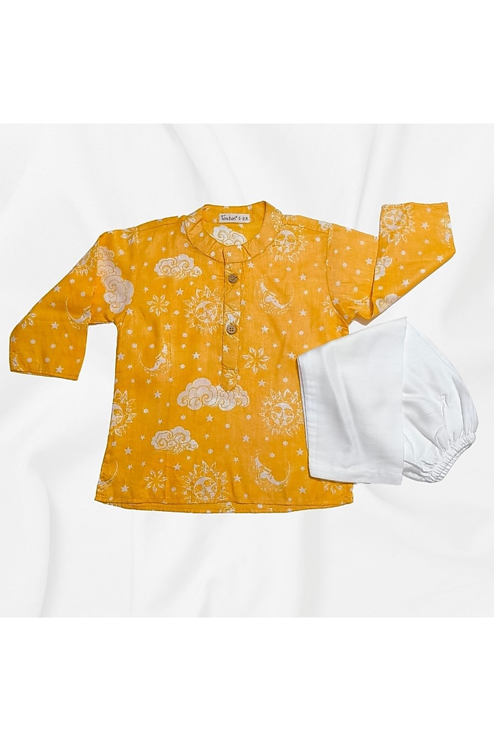 Yellow Cotton Malmal Printed Kurta Set For Boys by Tura Turi at Pernia's Pop Up Shop