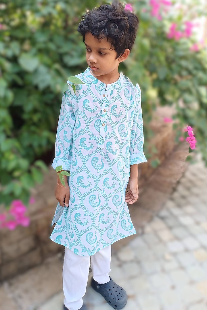 Blue Cotton Malmal Printed Kurta Set For Boys by Tura Turi at Pernia's Pop Up Shop