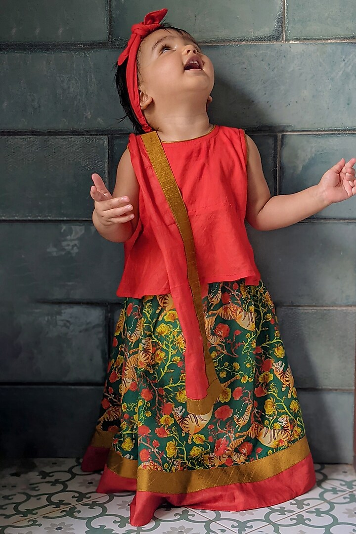 Red & Green Cotton Malmal Printed Lehenga Set For Girls by Tura Turi at Pernia's Pop Up Shop