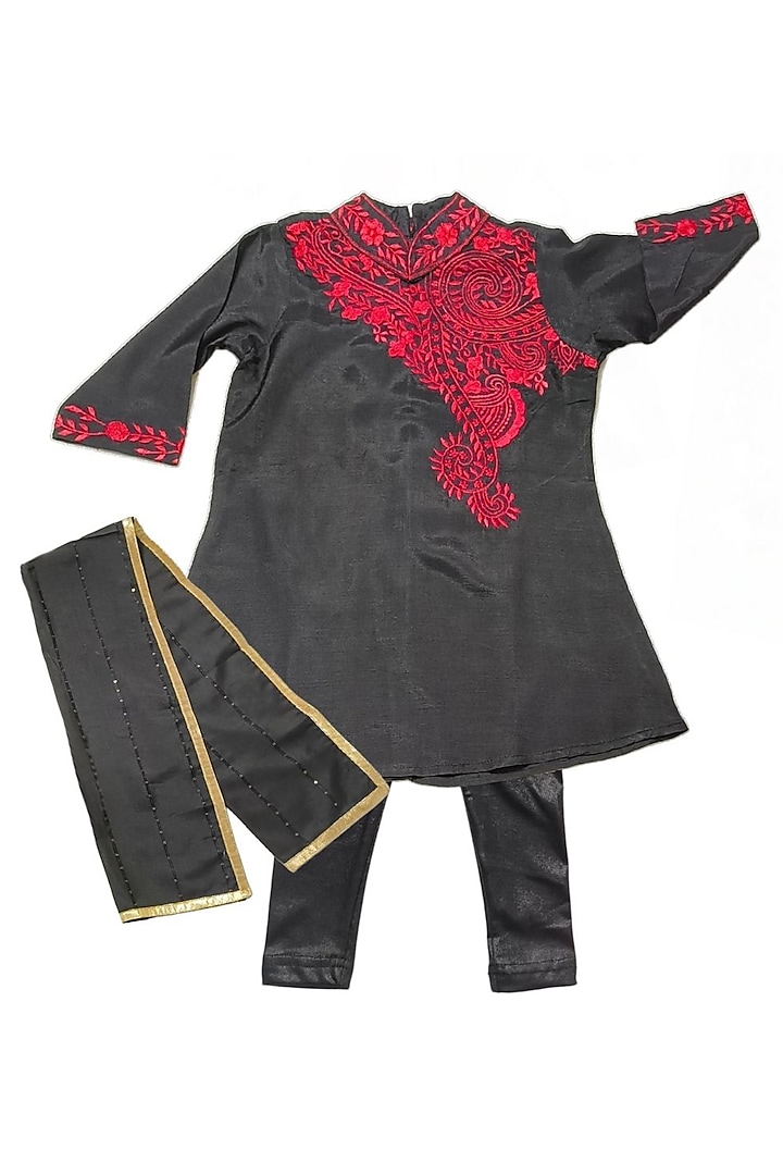 Red & Black Viscose Silk Resham Embroidered Kurta Set For Girls by Tura Turi at Pernia's Pop Up Shop