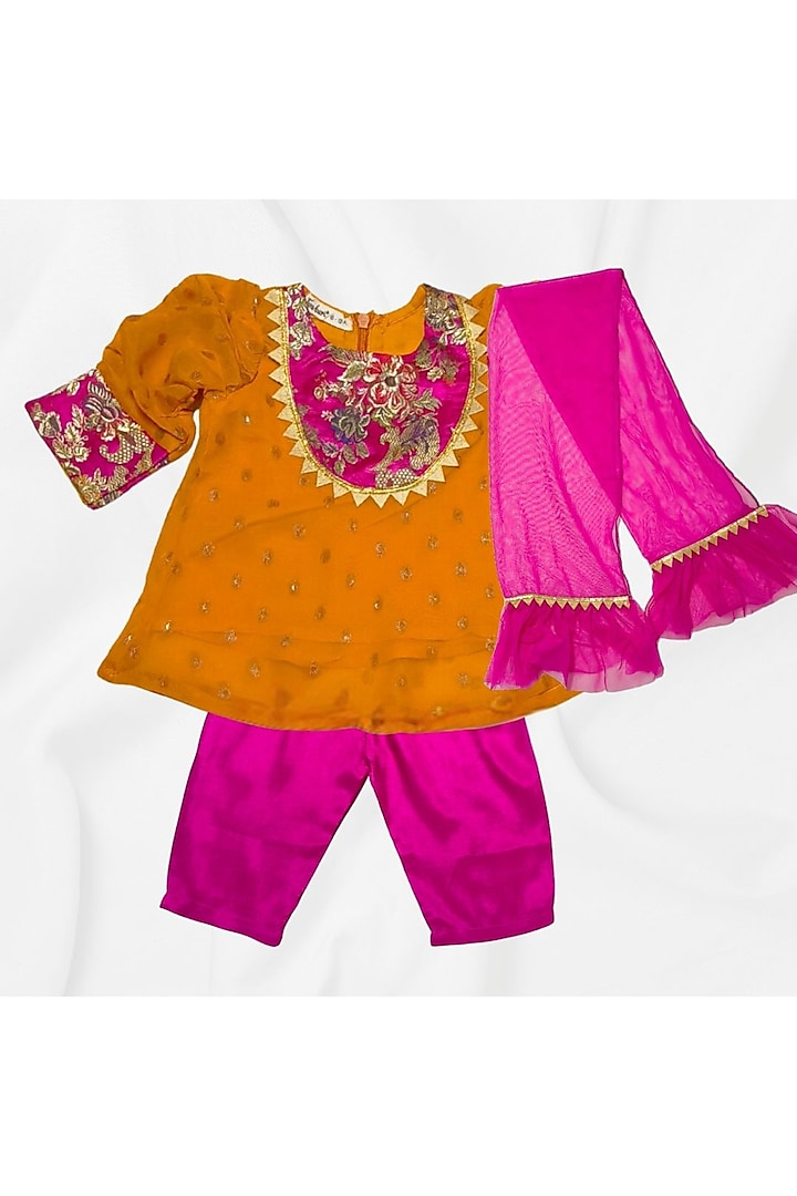 Orange & Pink Georgette Kurta Set For Girls by Tura Turi at Pernia's Pop Up Shop