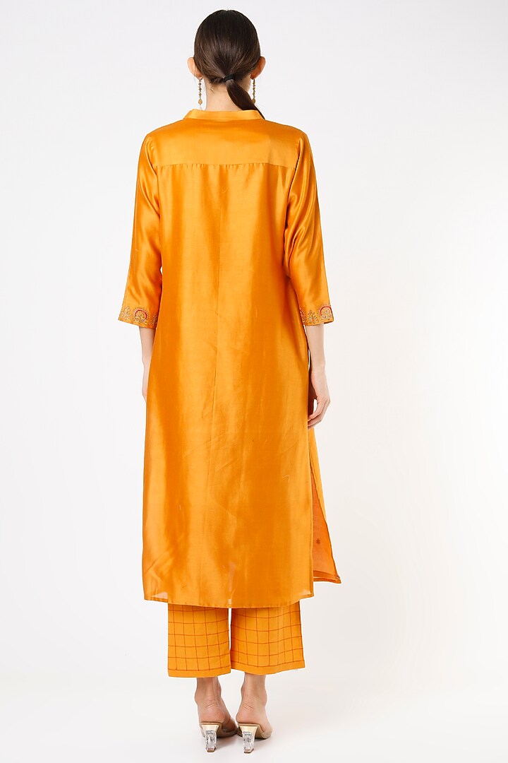 Mustard Embroidered Kurta Set by Turaja at Pernia's Pop Up Shop