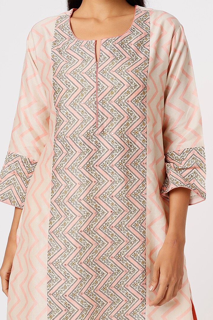 Beige Digital Printed Kurta by Turaja at Pernia's Pop Up Shop