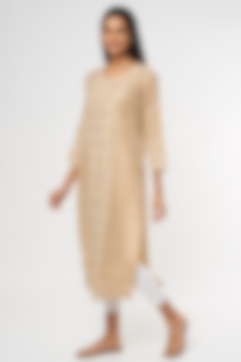 Beige Embroidered Kurta by Turaja at Pernia's Pop Up Shop