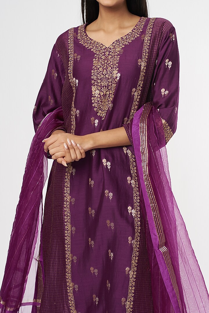 Purple Embroidered Woven Kurta Set by Turaja at Pernia's Pop Up Shop