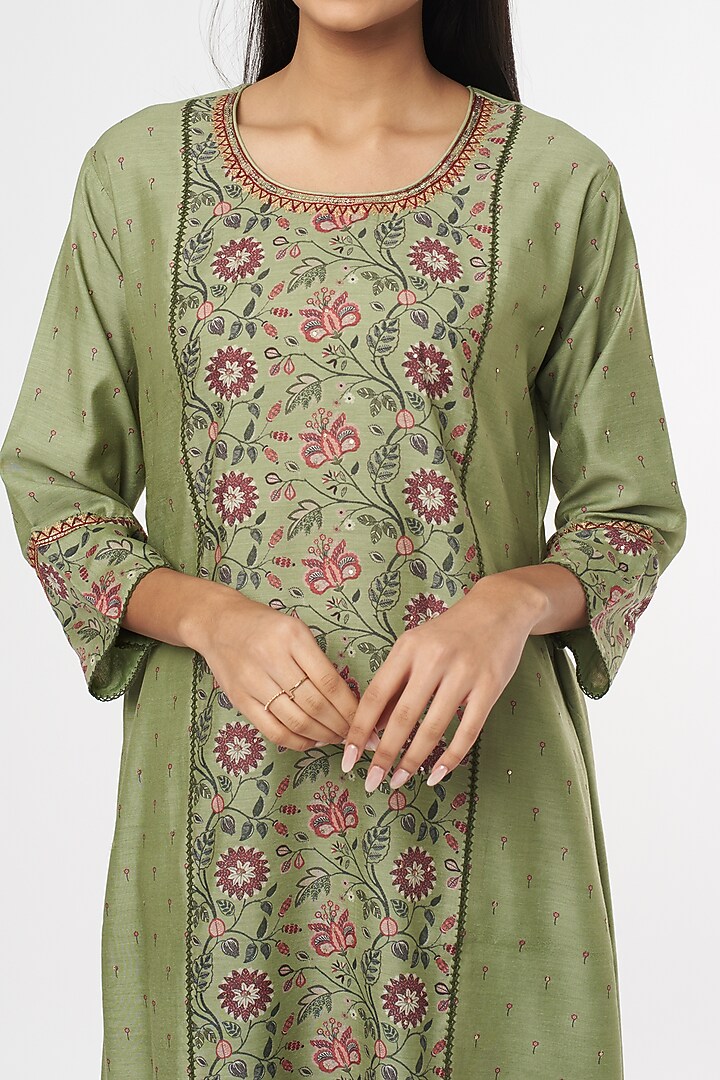 Green Embroidered & Printed Kurta by Turaja at Pernia's Pop Up Shop