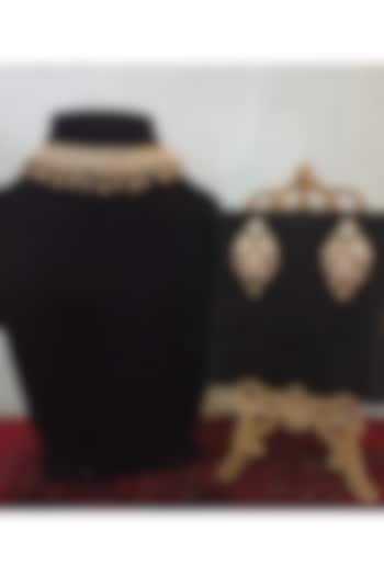 Gold Finish Kundan Polki & Green Semi-Precious Stone Choker Necklace Set by Turquoise Jewels at Pernia's Pop Up Shop