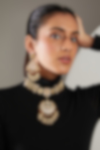 Gold Finish Brown Semi-Precious Stone & Kundan Polki Necklace Set by Turquoise Jewels
