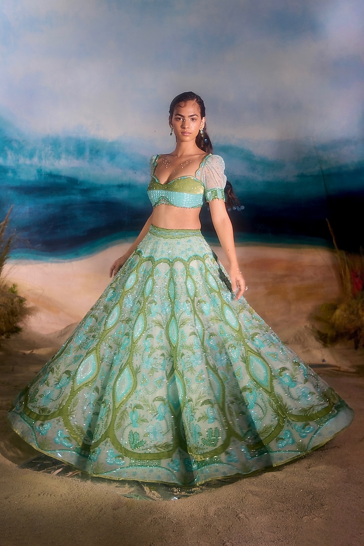 Sea Blue Silk Velvet Resham Embroidered Bridal Lehenga Set by TUHINA SRIVASTAVA at Pernia's Pop Up Shop