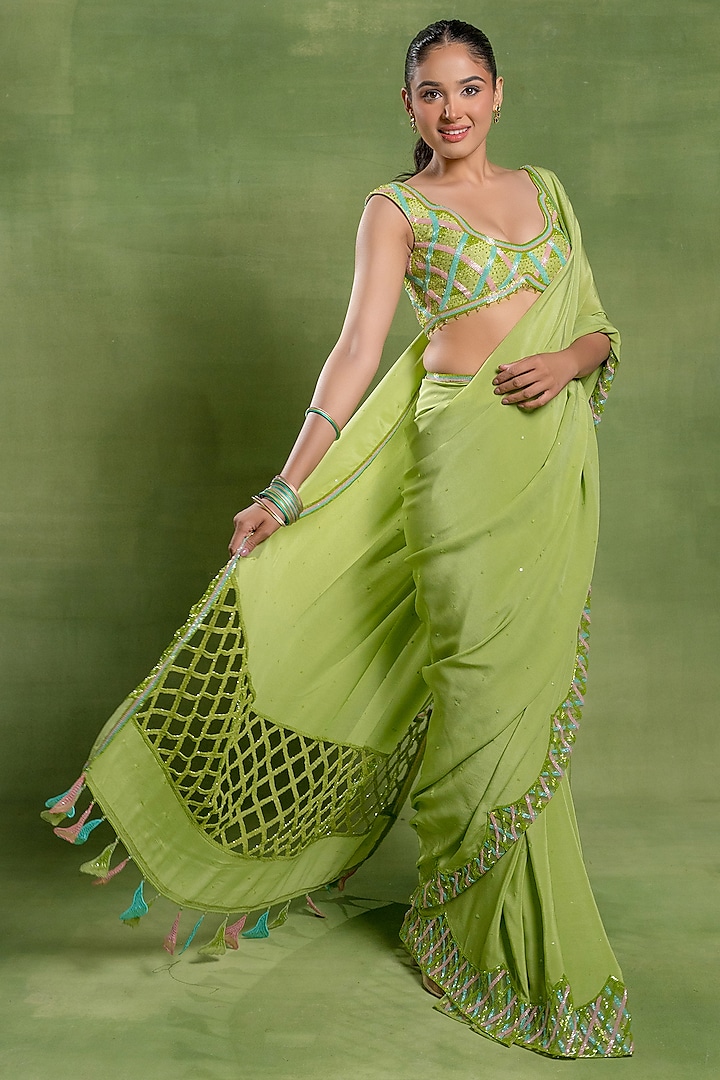 Green Silk Crepe Jaal Embroidered Wedding Saree Set by TUHINA SRIVASTAVA at Pernia's Pop Up Shop