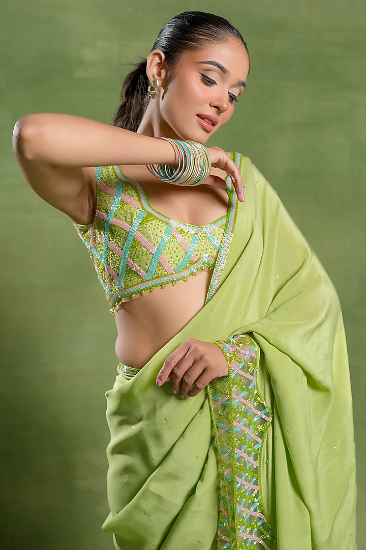 Green Silk Crepe Jaal Embroidered Wedding Saree Set by TUHINA SRIVASTAVA at Pernia's Pop Up Shop