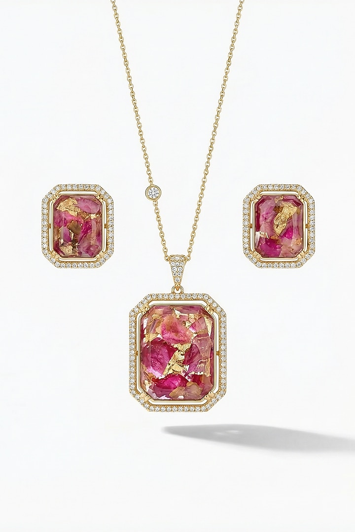 Micro Gold Finish Kundan Polki & Pearl Necklace Set by Tussya at Pernia's Pop Up Shop