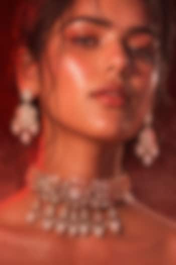 Micro Gold Finish Kundan Polki & Pearl Necklace Set by Tussya at Pernia's Pop Up Shop