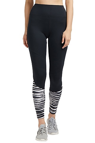 Black Lightweight Leggings by TUNA ACTIVE
