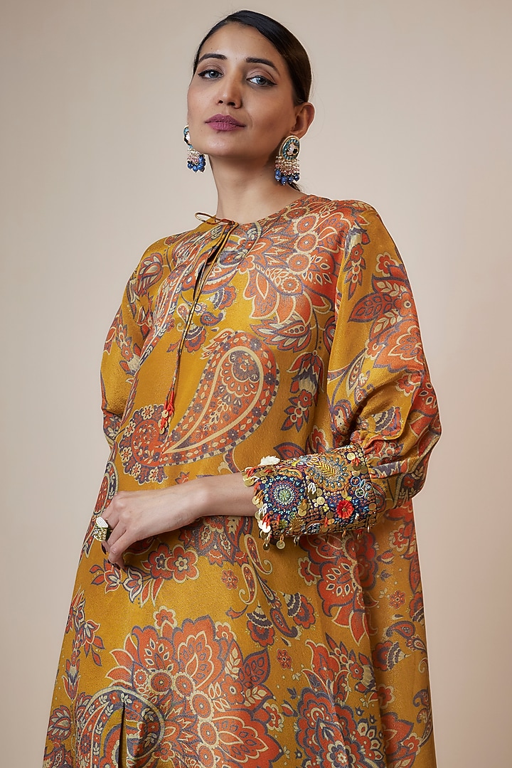 Yellow Tissue Organza Printed & Embroidered A-Line Kurta Set by Taavare at Pernia's Pop Up Shop