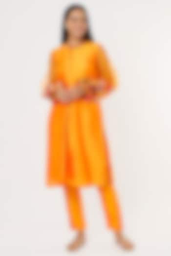 Orange Embroidered Kurta Set by Taavare