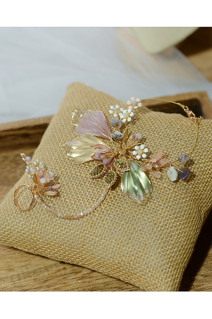 Lavender & Forest Green Handharnes by The Vintage Snob at Pernia's Pop Up Shop