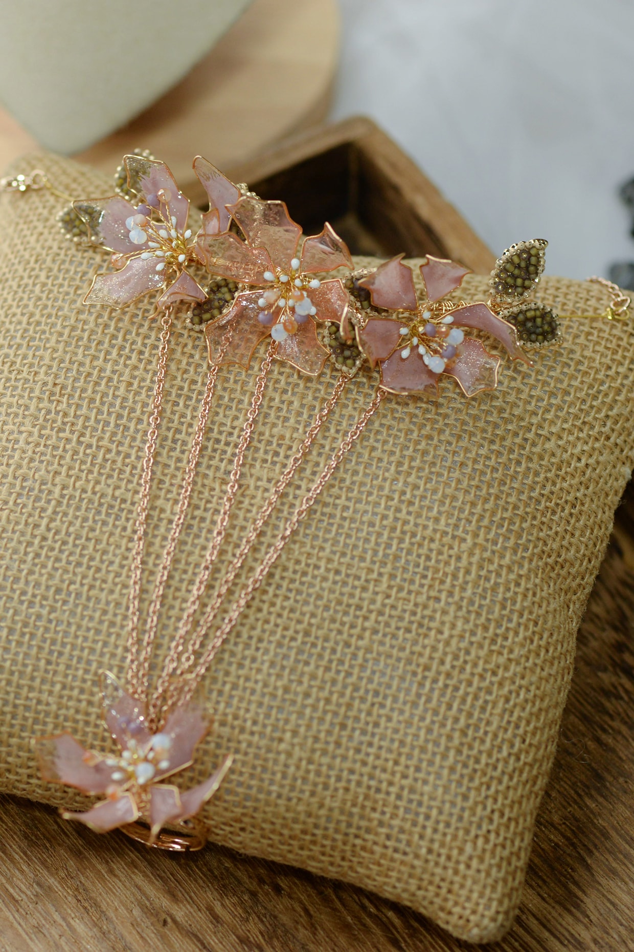 Perfume Closet Pearl Chain Harness（pearl pet jewelry | Five