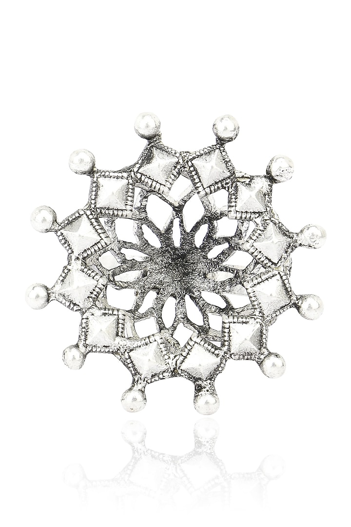 Tanvi Garg presents Silver finish beads flower ring available only at Pernia's Pop Up Shop.