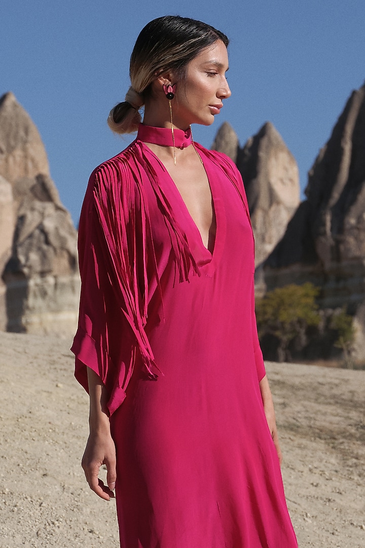 Fuchsia Crepe Kaftan by Twinkle Hanspal at Pernia's Pop Up Shop